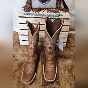 RODEO BOOTS BRAND NEW